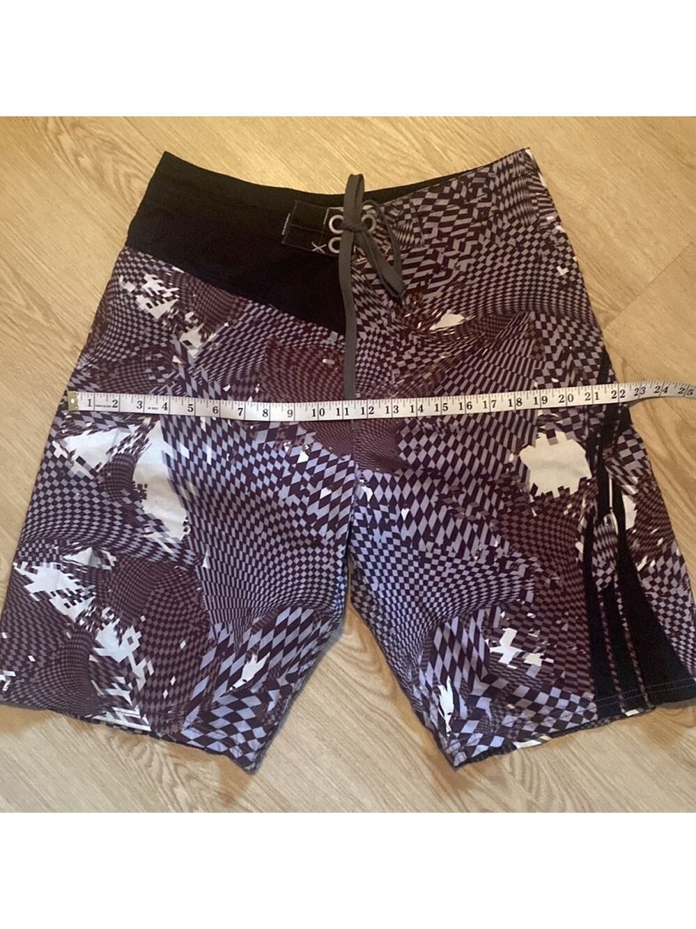Oakley Men's Performance Board Shorts 32 Surf Swim Activewear - Picture 7 of 9